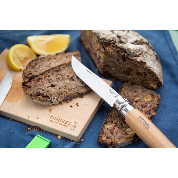 Opinel Nomad Cooking Kit 4 dele Bøg would be translated as "Opinel Nomad Kokkit 4 delar Bøk". No Color