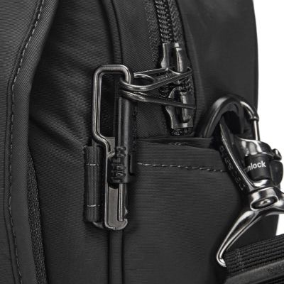 Pacsafe Pacsafe LS200 crossbody ECONYL® BLACK