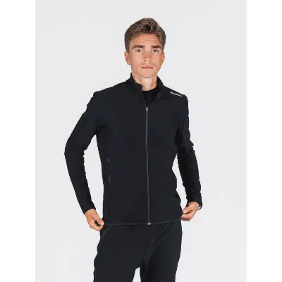Fusion Recharge Full Zip kombinerer praktisk komfort og avanceret beskyttelse med sin regular fit pasform og opkradsede fleece bagside, der holder dig varm og tør under alle aktiviteter.