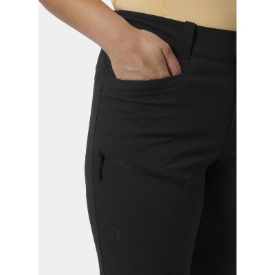 Helly Hansen Women’s Vika Tur Bukser 2.0. Disse bukser kombinerer holdbarhed med komfort, med forstærkede paneler og praktiske detaljer såsom justerbare bundben og håndlommer. Oplev ultimativ bevægelsesfrihed og pålidelig beskyttelse mod elementerne, uden at gå på kompromis med stilen. i farven black