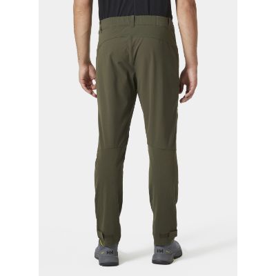 Helly Hansens Men’s Vika Tur Pants 2.0. Med ergonomisk formede knæ og et indstikket skridt tilbyder disse bukser en enestående bevægelsesfrihed og komfort. Praktiske håndlommer og en lynlåslomme på låret.